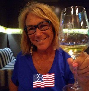 Meet your Posher, Deb